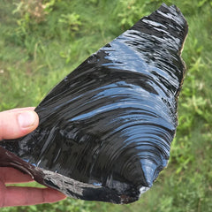 Obsidiana negra